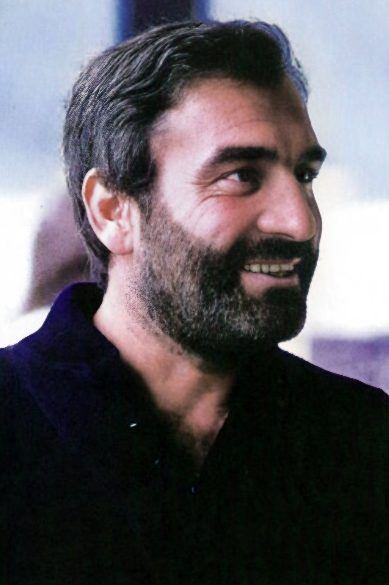 Cesare Maestri as Himself in Le Montagne della Luce