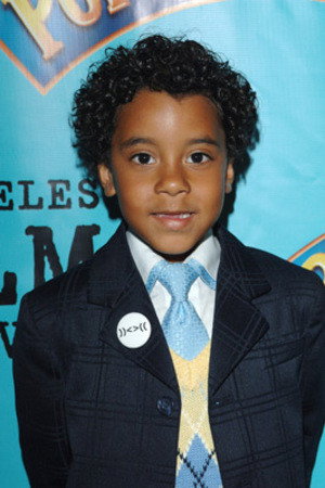 Brandon Ratcliff as Carl Wells in The Man in the Silo