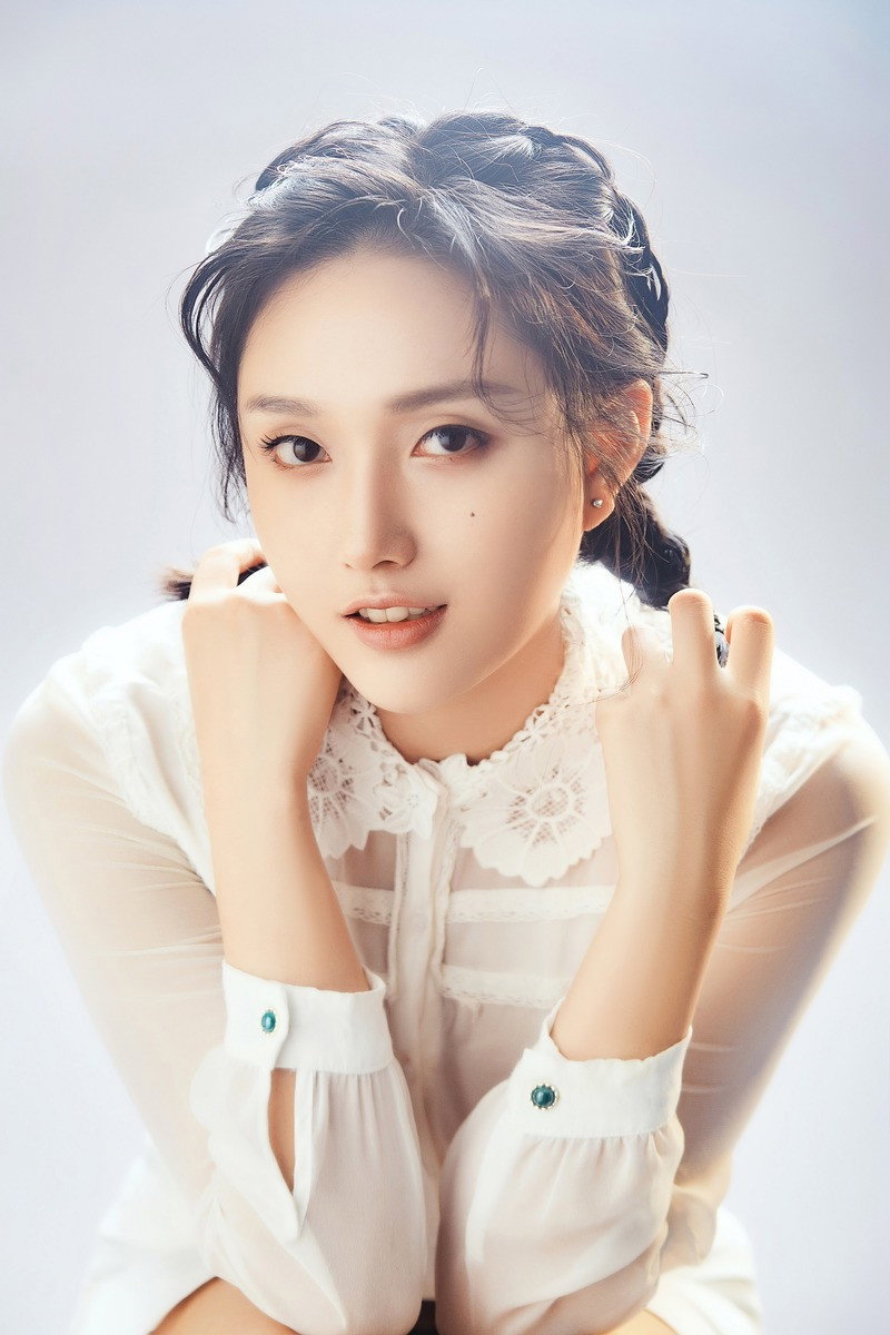 王抒丹 as Chi Lantuyue in Cage of Shadows