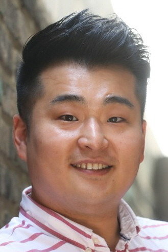 이원일 as Self in Chef’s Unexpected Landing: Hakka Kitchen
