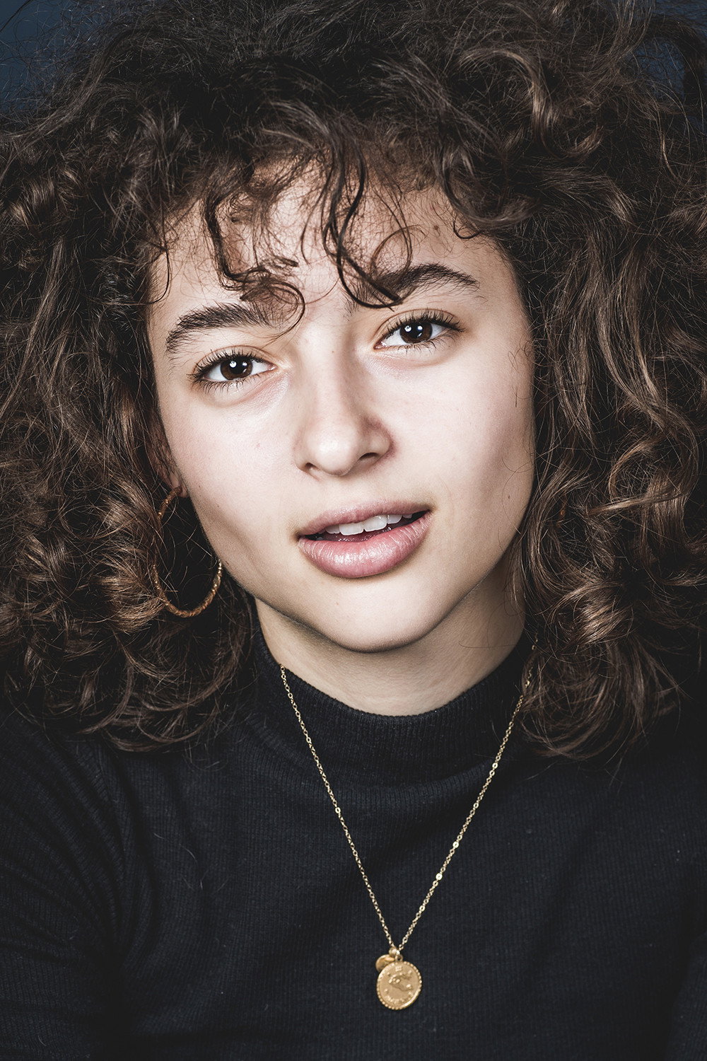Nina Bloomgarden as Maya in It's What's Inside