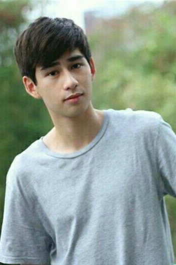 Imerbpathom Sittiwat as Ten in Siam 13 hours