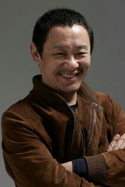 이설구 as Detective Yang in In Dream