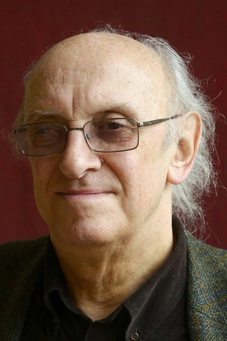 Πέτρος Μάρκαρης as Self in Patision blues, el mirall de la crisi grega