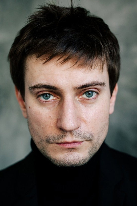 Артём Григорьев as Artyom Pavlovich Zakhoronok in Lavrova's Method