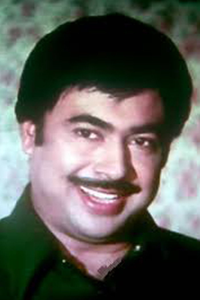 Vincent as Prasad in Moodalmanju