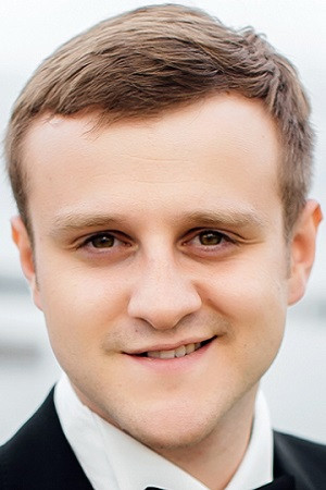 Игорь Огурцов as Aleksandr in Elena