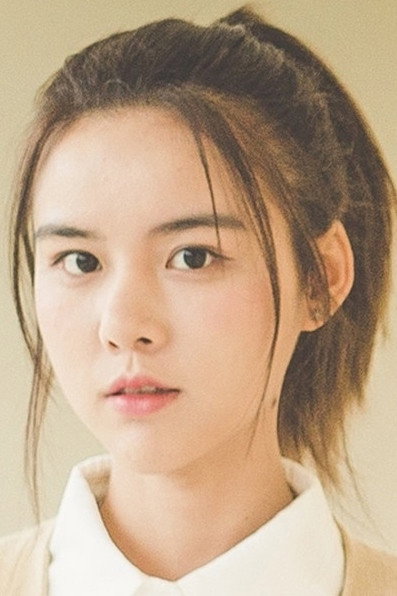 Liao Yuchen as Lin Bing'er in Demon President's Contract Lover
