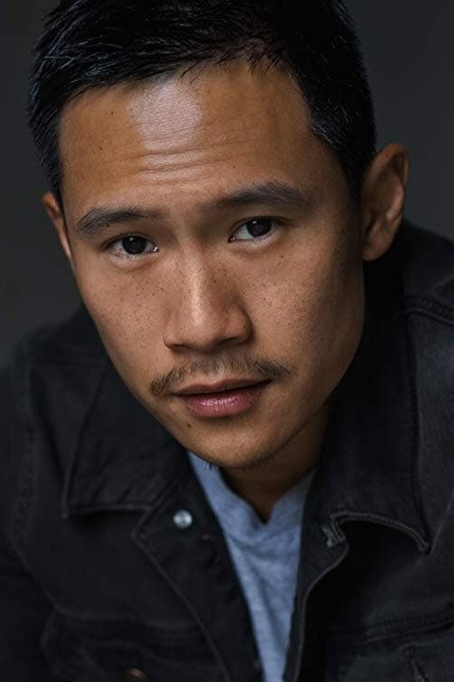 Curtis Lum as Peng in The Bleeding Edge