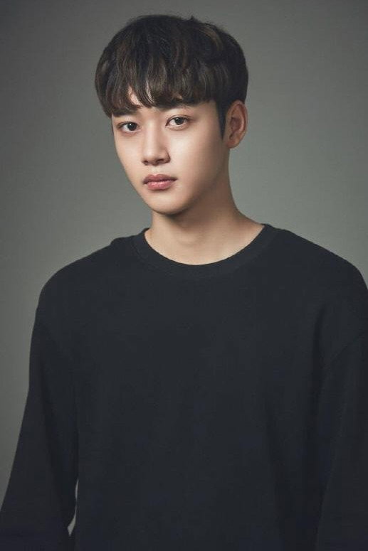 최민규 as Park Gwi-dong in Thumbs Up Feeds Me
