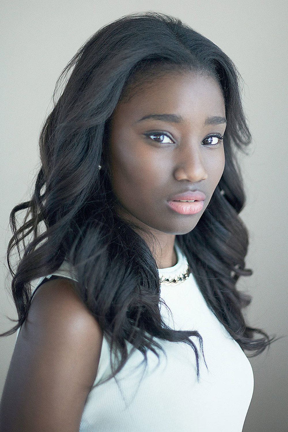 Karidja Touré as Leila in La Colle