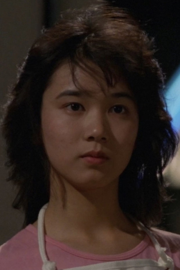 山本奈津子 as Miyoko Suzuki in Impure Relationship