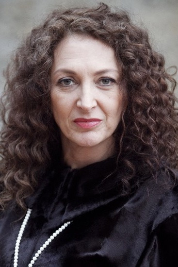 Debora Olivieri as Matriarca in Relicário