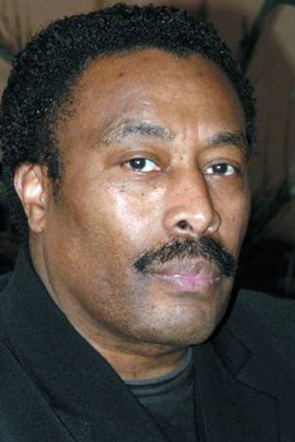 Pierre Saintons as Mamadou in La Mort amoureuse