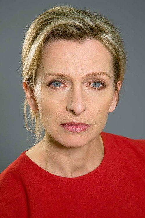 Tine Joustra as Aaltje in The Dutch Boys