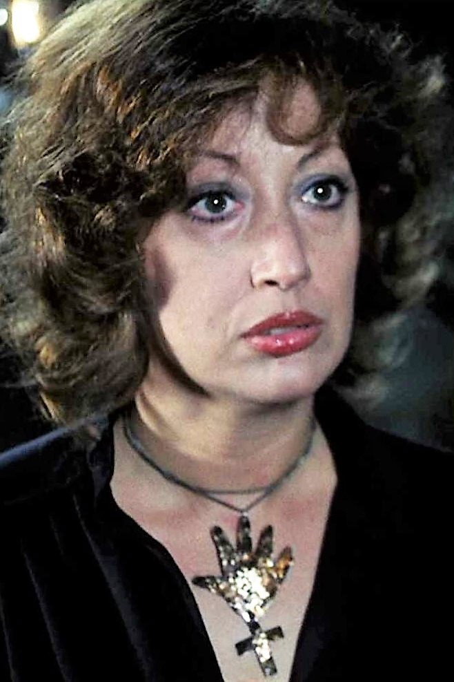 Carmen Carrión as Self - Actress in Wild Session