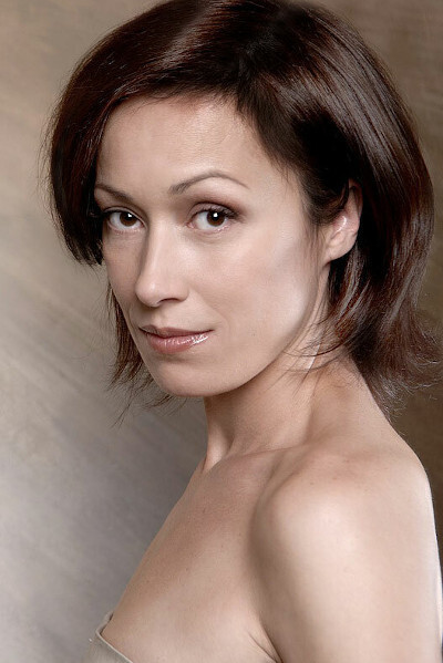 Инна Пиварс as Zina in Loser