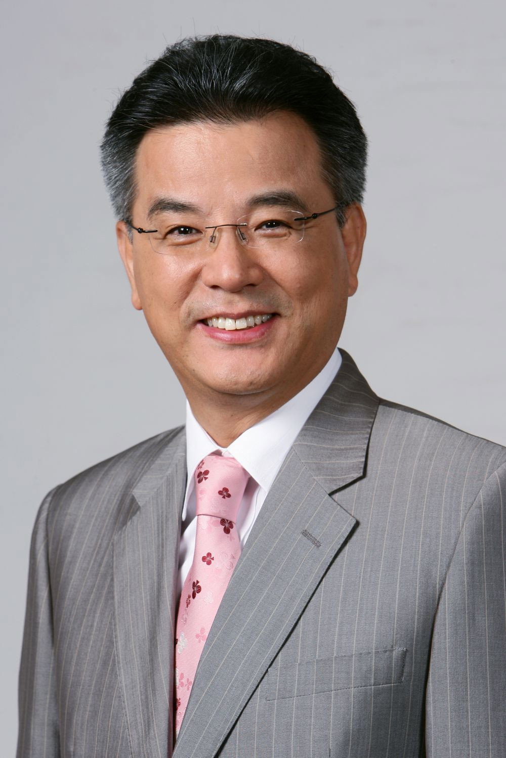 강석우 as Choon-ho in Liberated Madame 1990