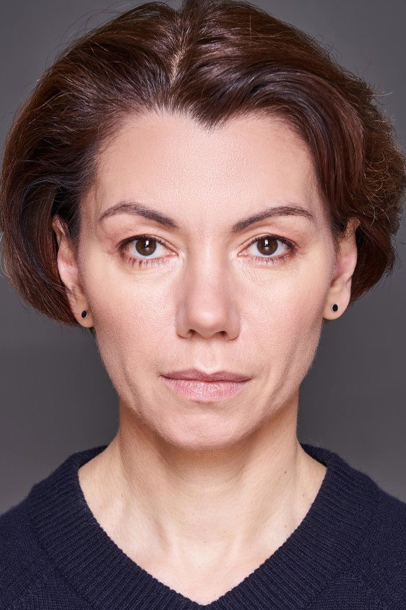 Юлия Черепнина as Nana in Yura Was Here