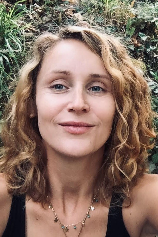 Zofia Zoń as Anielka in Afonia i pszczoły