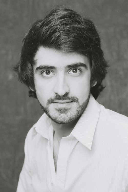 Nasri Sayegh as Yusif in Mesocafé