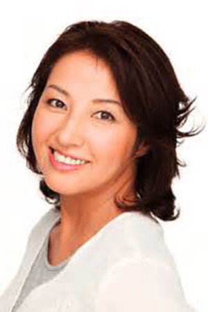愛華みれ as Suzuki Yuko in Fly, Daddy, Fly