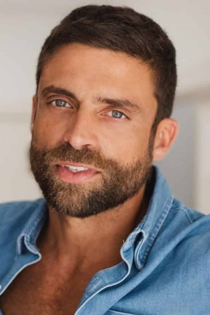 Diogo Amaral as Tiago Marques Flor in Doce Tentação