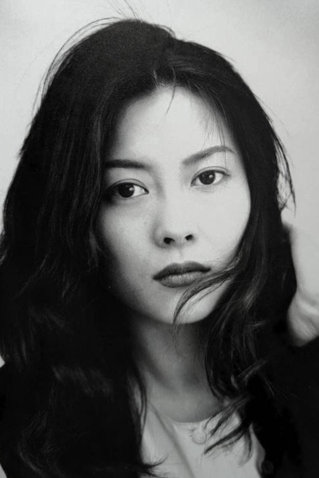 中山美穂 as Mayuko Takanaka in Love of Sage