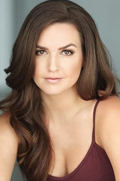 Lindsay Winch as Beatrice in Love Is a Piece of Cake