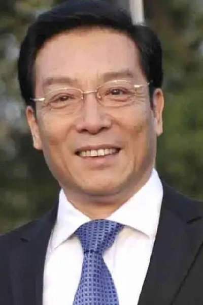 Feng Da Lu as Li Dachuan in The Wife's Secret