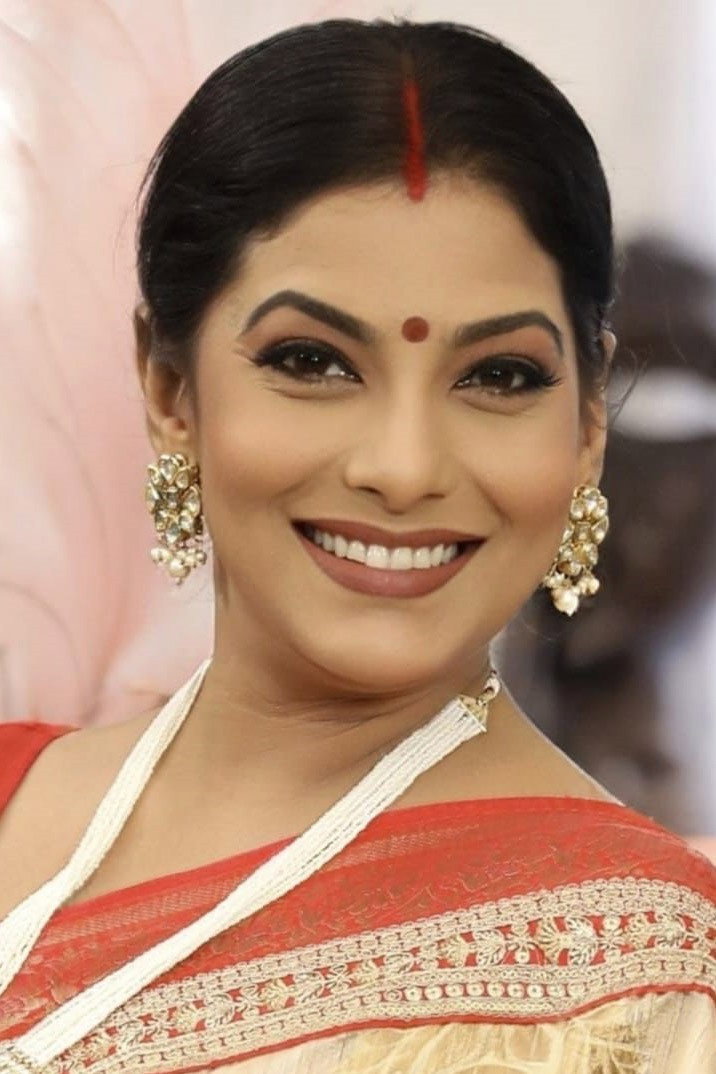 Papya Sengupta as Sinaina Mahanto Jagannat in Main Naa Bhoolungi