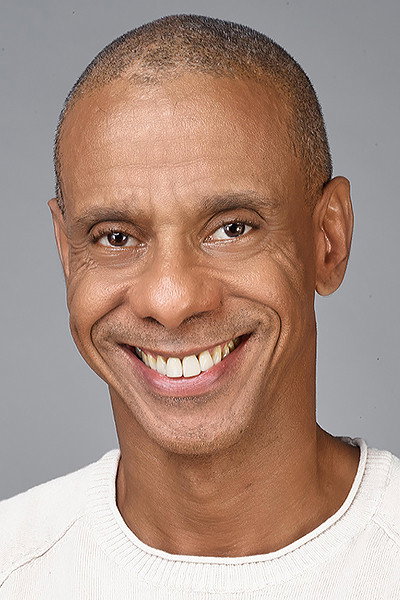 Jorge Lucas as Vô Kalé in Hora do Blec - Planeta Blec