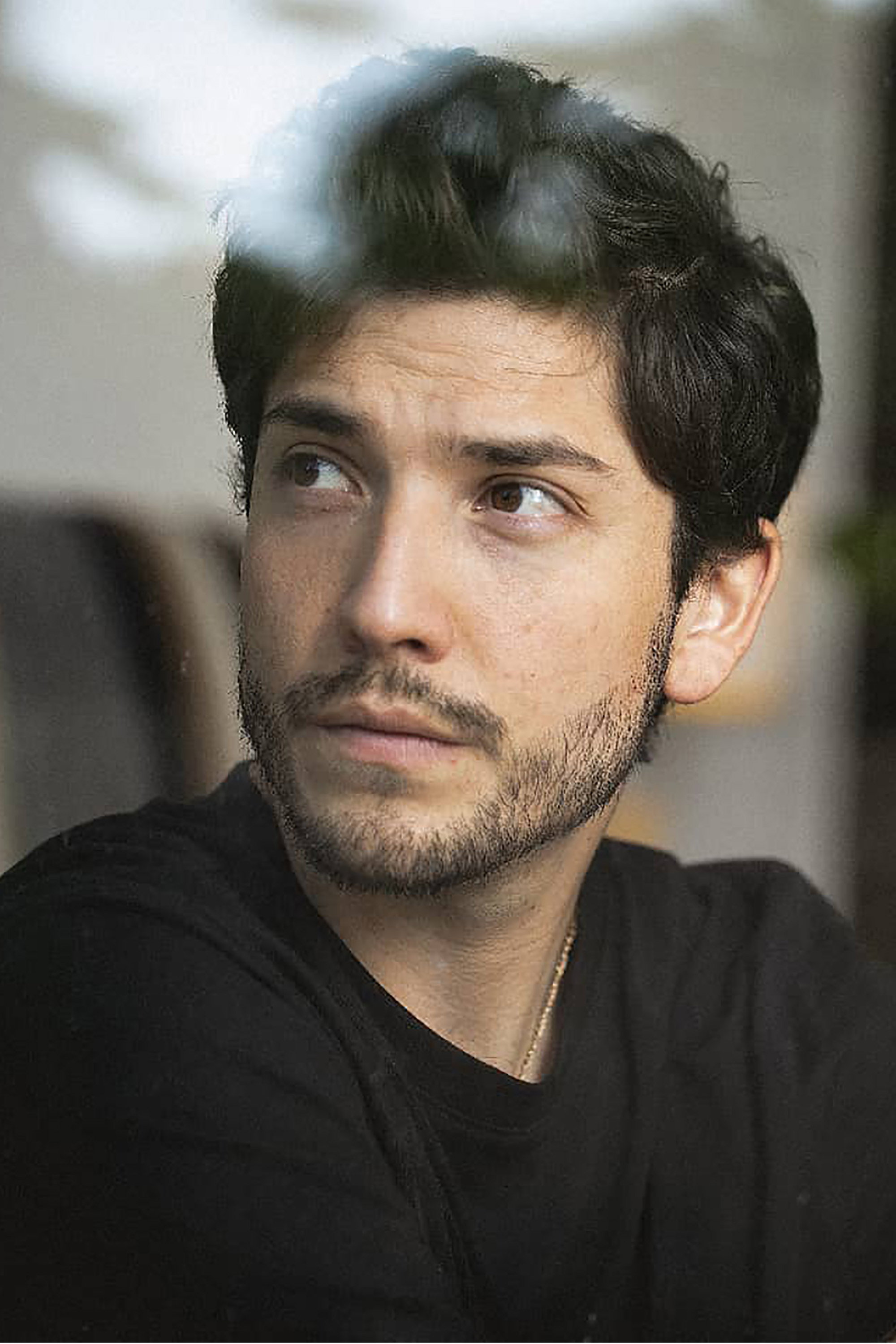 Juan Cano as Fernando in Sabor amargo