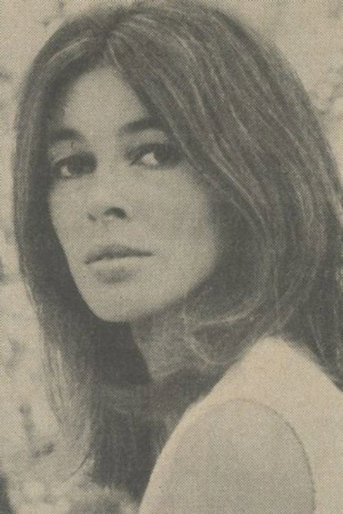 Dimma Zecchin as Paula in Paula contra la mitad más uno