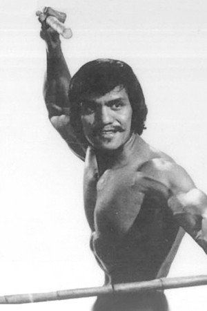 Roland Dantes as Bayani in Angelfist