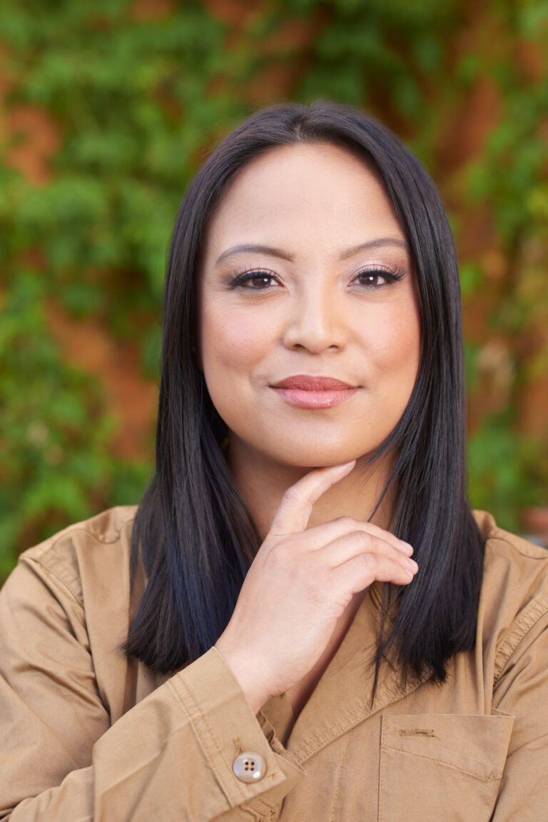Chris Quintos Cathcart as Lisa in The Van