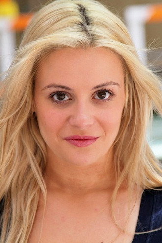 Christina Jacquelyn Calph as Jennifer in A Guy Named Rick