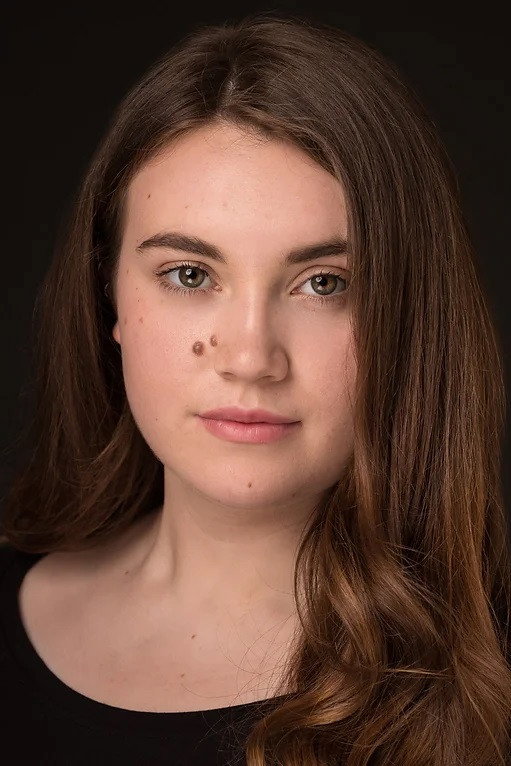 Clarabelle Murphy as Gemma in Nowhere Fast