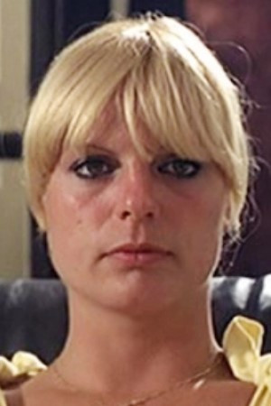 Élisabeth Buré as Denise (as Elisabeth Burtaut) in English Teacher