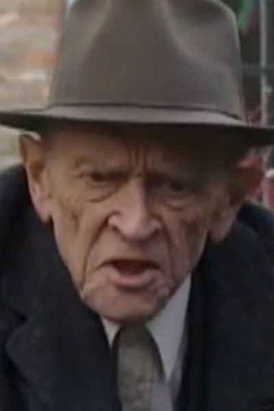 Otte Svendsen as Gustav in Trækfugle