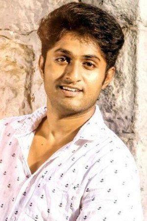Dhyan Sreenivasan as Dennis in Sayanna Varthakal