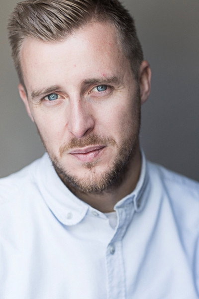 Ryan Winsley as Vick in Kruistocht in Spijkerbroek