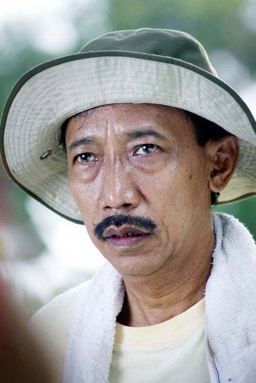 Doyok Sudarmadji as Doyok in Kapan di Dalam Kapan di Luar