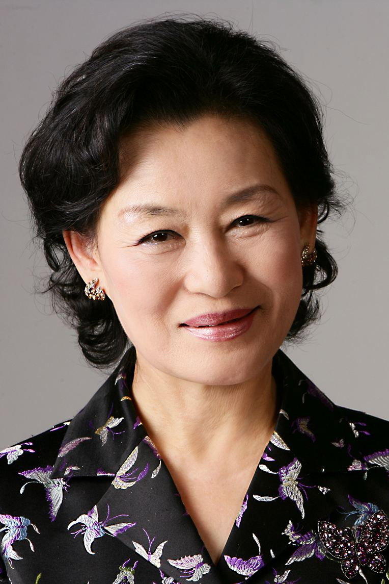 최선자 as Mi-seon in Be-Bop-A-Lula