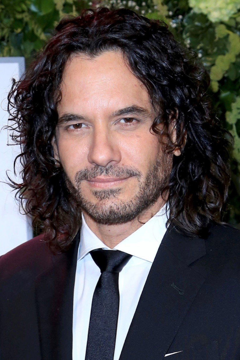 Mario Cimarro as Juan Reyes in Pasión de gavilanes
