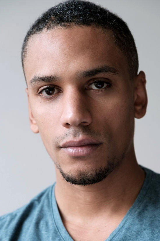 Jules Diassé as Sébastien in Hommes de Bois