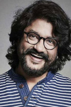 Ramji as Deepak in Adhu Oru Kana Kaalam