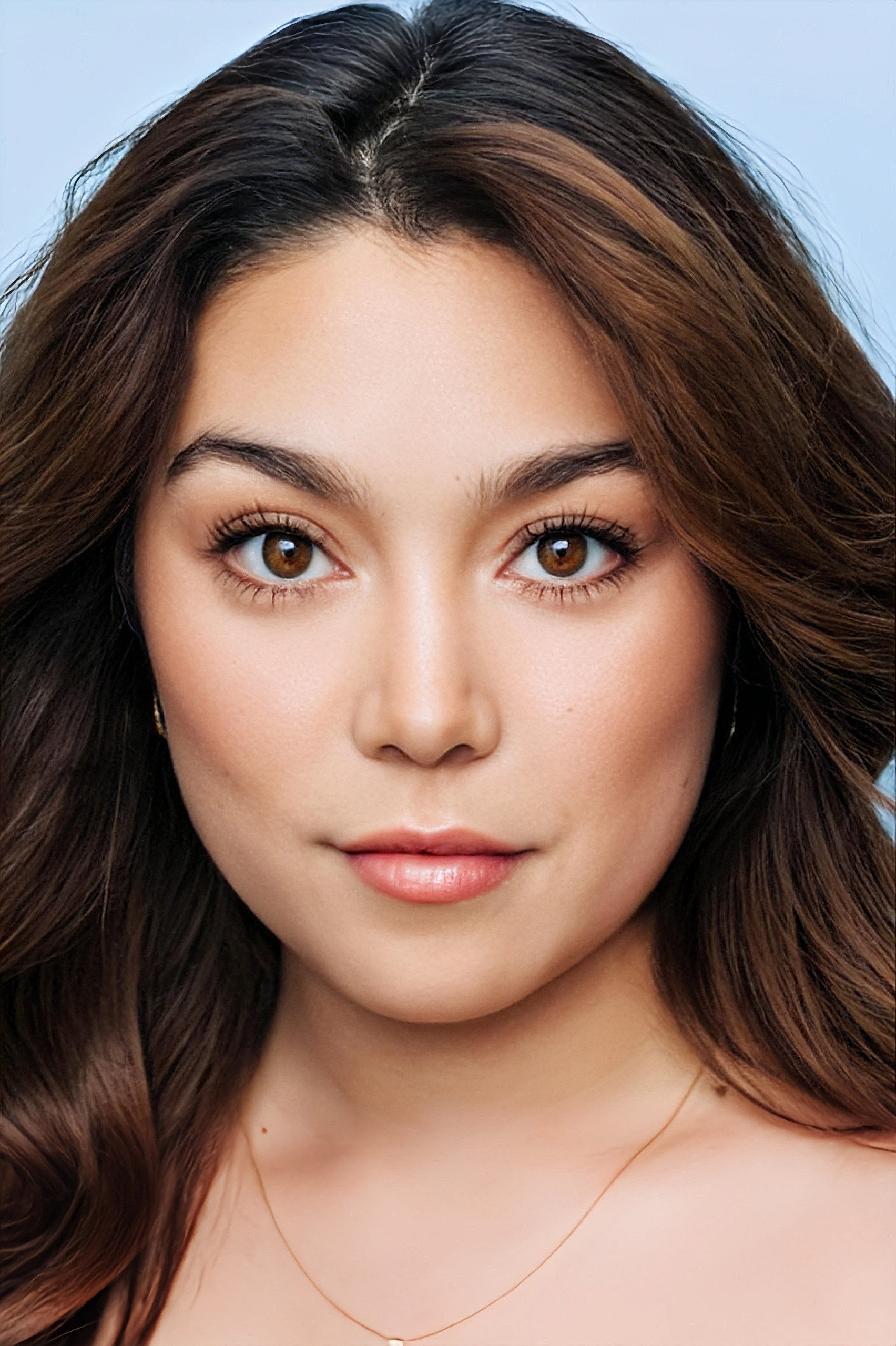 Ana Yi Puig as Isabella Chen-Lopez in Goosebumps