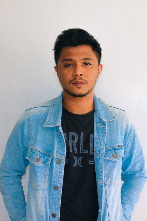 Fatih Almutawakkil as Husband in Iftar Meal