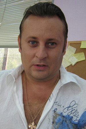 Aleksandr Morozov as Денис - помощник Каткова in Residential District